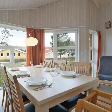 Holiday home Schmugglerstieg 1 - Dorf 6 Priwall
