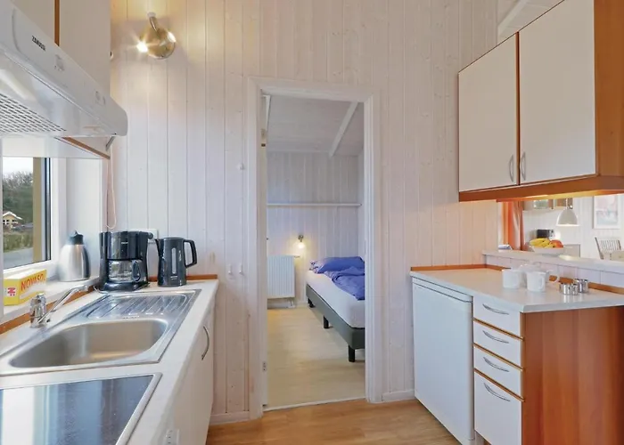 Schmugglerstieg 1 - Dorf 6 Priwall